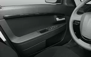   Lada Priora - 2013