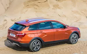 Обои автомобили Lada Vesta SW Cross - 2017