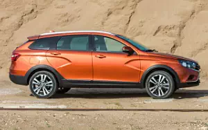Обои автомобили Lada Vesta SW Cross - 2017