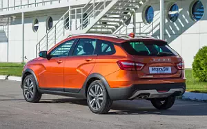 Обои автомобили Lada Vesta SW Cross - 2017