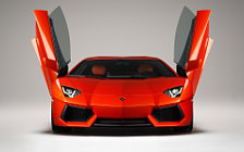   Lamborghini Aventador LP700-4 - 2011