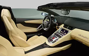   Lamborghini Aventador LP 700-4 Roadster - 2012