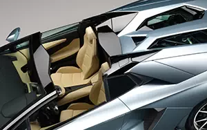   Lamborghini Aventador LP 700-4 Roadster - 2012