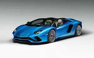   Lamborghini Aventador S Roadster - 2017