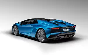   Lamborghini Aventador S Roadster - 2017
