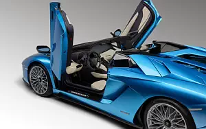   Lamborghini Aventador S Roadster - 2017