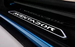   Lamborghini Aventador S Roadster - 2017