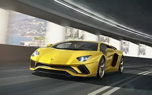   Lamborghini Aventador S - 2017