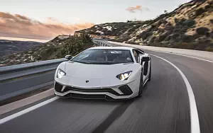   Lamborghini Aventador S - 2017