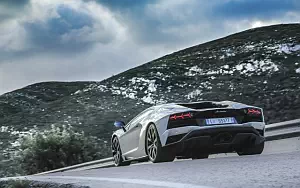   Lamborghini Aventador S - 2017