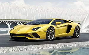   Lamborghini Aventador S - 2017