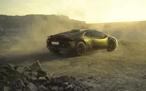   Lamborghini Huracan Sterrato - 2023