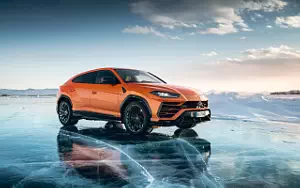   Lamborghini Urus Pearl Capsule - 2021