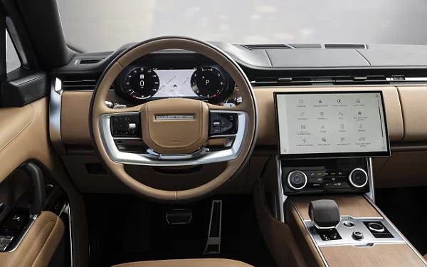   Range Rover SE P400 LWB US-spec - 2022