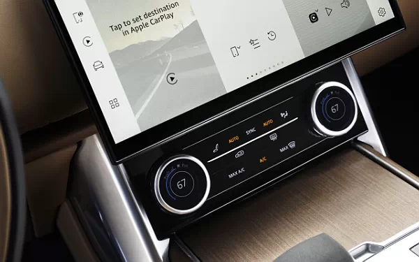   Range Rover SE P400 LWB US-spec - 2022