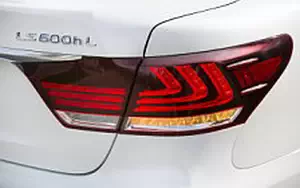   Lexus LS 600h L CA-spec - 2013