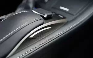   Lexus ES 350 US-spec - 2015