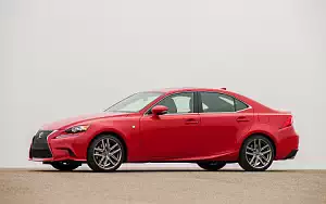   Lexus IS 200t F SPORT US-spec - 2015