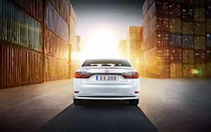   Lexus ES 200 - 2015