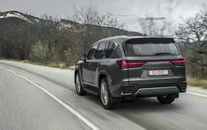   Lexus LX 600 - 2021