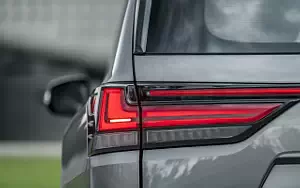   Lexus LX 600 - 2021