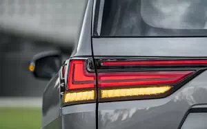   Lexus LX 600 - 2021