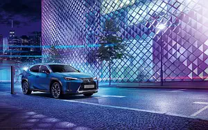   Lexus UX 300e - 2020