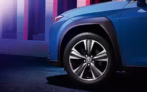   Lexus UX 300e - 2020