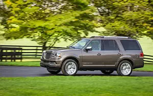   Lincoln Navigator - 2015