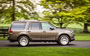   Lincoln Navigator - 2015