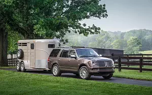   Lincoln Navigator - 2015