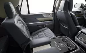   Lincoln Navigator Black Label - 2017