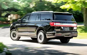   Lincoln Navigator L Black Label - 2017