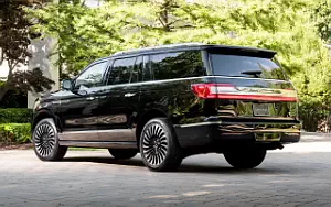   Lincoln Navigator L Black Label - 2017