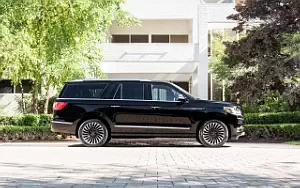   Lincoln Navigator L Black Label - 2017