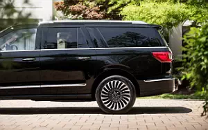  Lincoln Navigator L Black Label - 2017