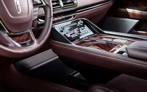   Lincoln Navigator L Black Label - 2017