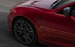 Обои автомобили Maserati Ghibli Trofeo Carbon Pack - 2022