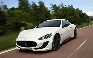 Обои автомобили Maserati GranTurismo Sport MC Line - 2013