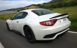 Обои автомобили Maserati GranTurismo Sport MC Line - 2013