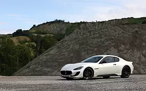 Обои автомобили Maserati GranTurismo Sport MC Line - 2013
