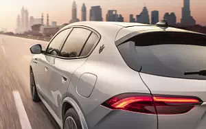 Обои автомобили Maserati Grecale Modena - 2022