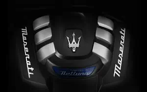 Обои автомобили Maserati Grecale Trofeo - 2022