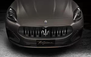 Обои автомобили Maserati Grecale Folgore - 2023