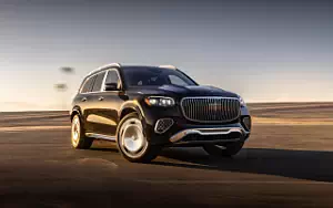   Mercedes-Maybach GLS 600 4MATIC US-spec - 2023