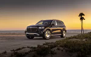   Mercedes-Maybach GLS 600 4MATIC US-spec - 2023