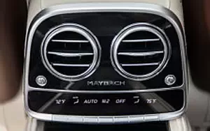   Mercedes-Maybach S 650 US-spec - 2017