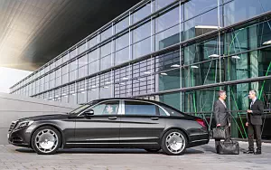   Mercedes-Maybach S600 - 2015