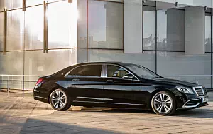   Mercedes-Maybach S 560 - 2017