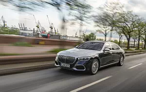   Mercedes-Maybach S 580 4MATIC (Nautical Blue/High-Tech Silver) - 2021